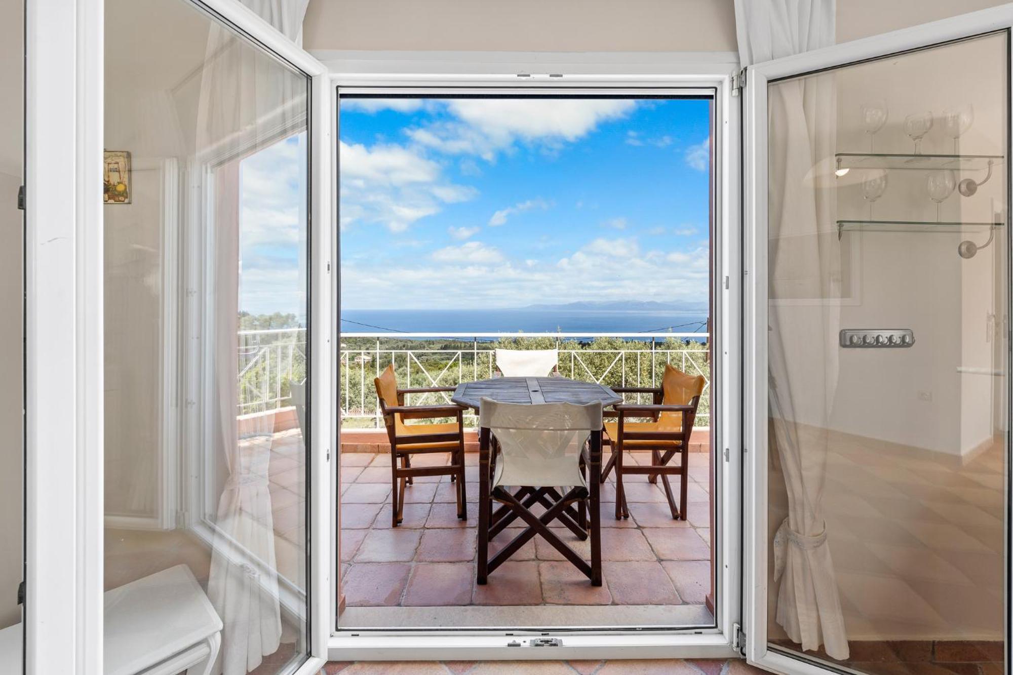 Apartment Erato