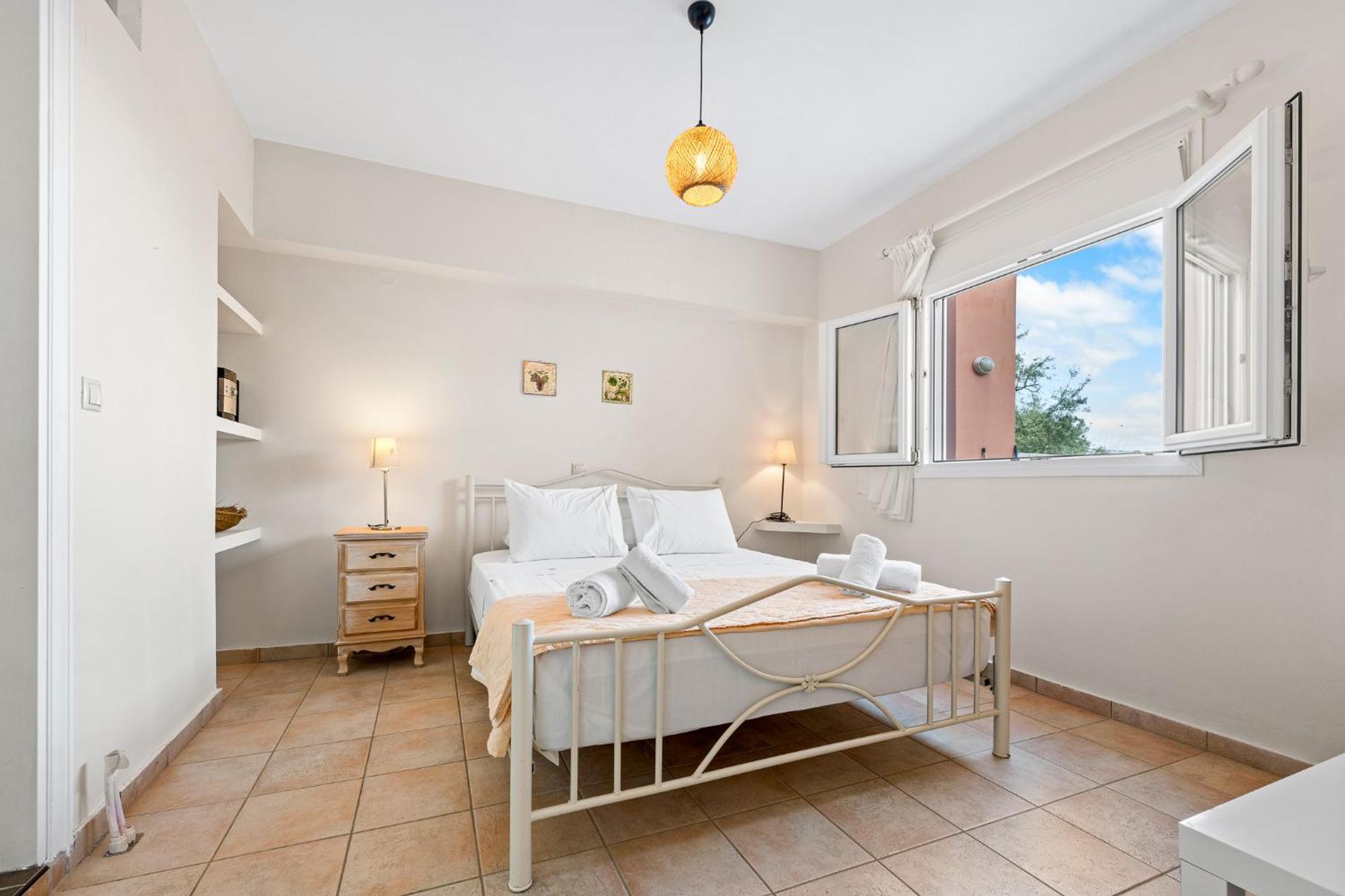 Apartment Erato Tsoukaladhes