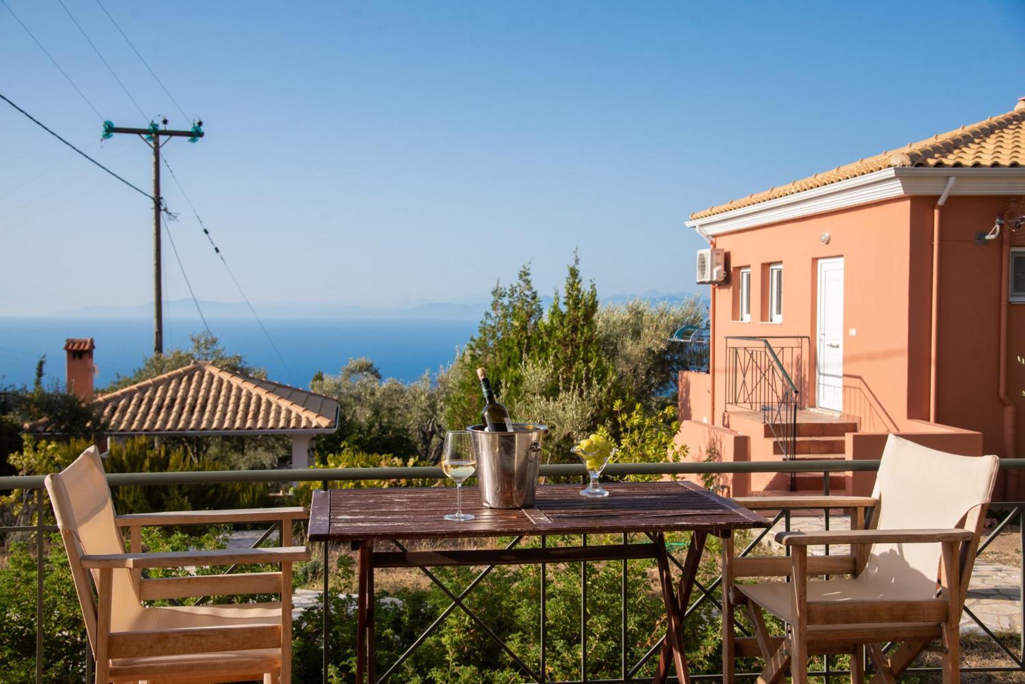 Apartment Erato Tsoukaladhes